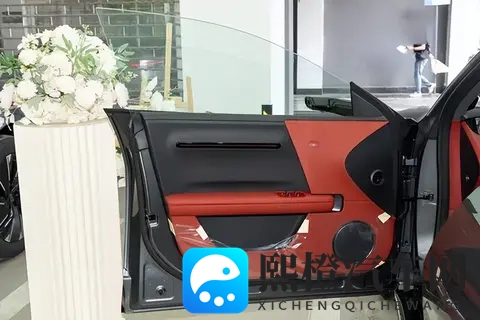 华为ADS4+192线激光雷达，新手上路也能稳如老司机，这款车型咋样-2