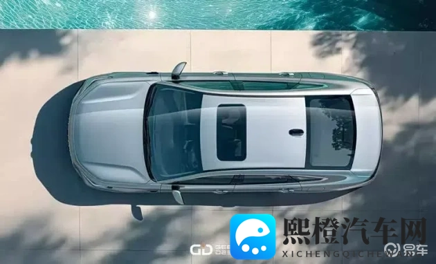 女人和公牛在野外躁麻了：女性与公牛野外激情失控-1