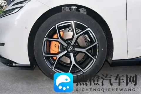 长安启源A06试驾:家庭出行多维度表现的均衡之选-2