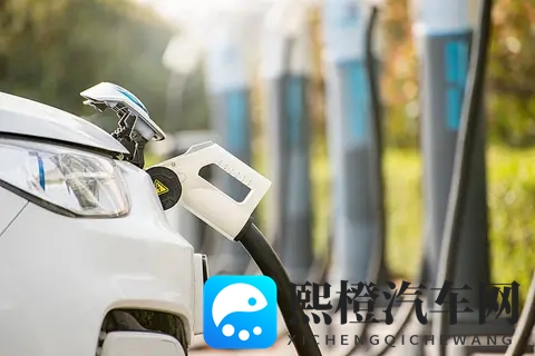 2032年电动汽车半导体市场达到574亿美元-1