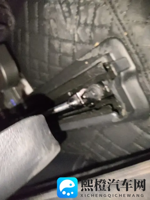 准新奔驰GLC:7千公里,37万拿下,都市精英新座驾!-1