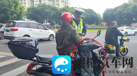 12月1日起,电动车、摩托车、三轮车上路“2要3不要”,车主注意-1