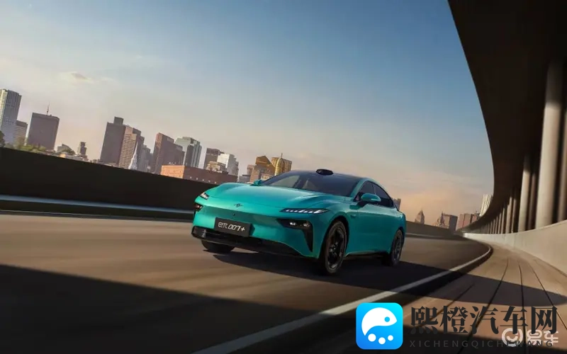 东风奕派eπ007+：既有性能续航，又有智能豪华-1