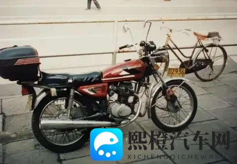 摩托车三大争议:13年报废、驾考难、禁摩令,2亿骑士的出行之问-3