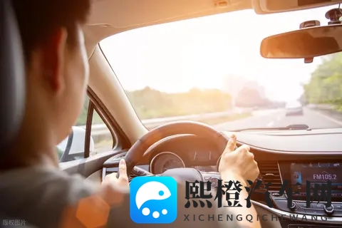 绿灯不走,罚款200扣6分!交警严肃提醒:别在路口“思考人生”-3