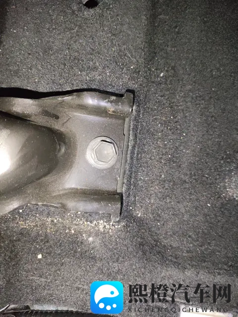 13万多拿下18年汉兰达，四驱七座家用正合适-1