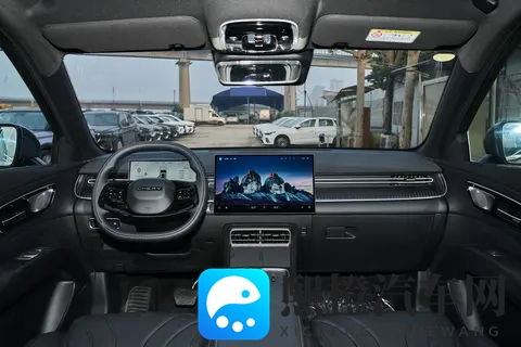 瑞虎 8 新车型预售：1059 万起，有虎 _ 豹两款前脸外观-2