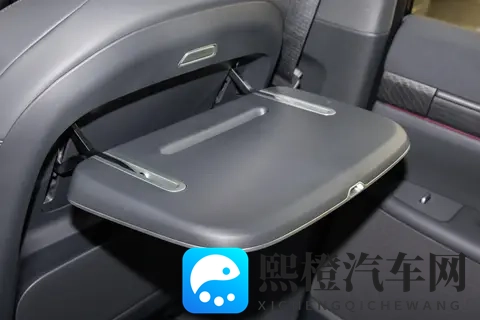 东风奕派eπ0082026款五座版,冰箱彩电+超级大五座,家用真香-1