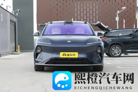 行政旗舰轿车新标杆?续航650km+天行智能底盘,蔚来ET9值得一看-1