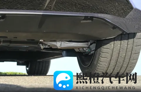 2698万起售,标配900V高压快充平台技术,这款中大型车怎样?-2