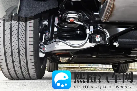 带全家人深度体验深蓝S09与魏牌蓝山，到底哪款更值得买？-2