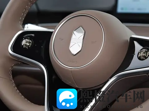 智界R7累计交付超10万台,即日起推出限时免费权益赠送活动-1