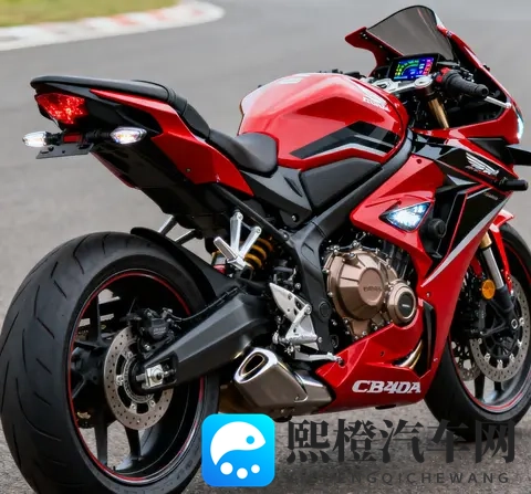 3万级仿赛新标杆 25款本田CBR400R 老头乐名号下藏着真实力-1
