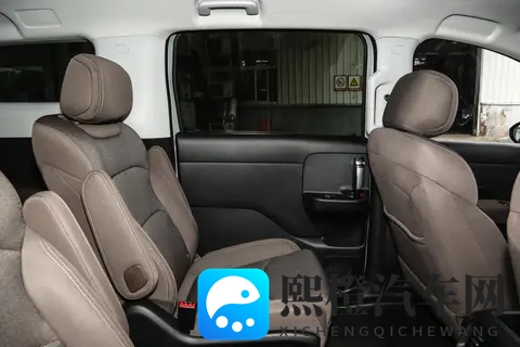 一车三动力,好开又好坐的星光730才是“真”全能舒享大7座-3