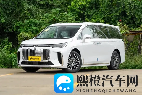 26款岚图梦想家PHEV 乾崑 Ultra 解析:高端 MPV 的豪华与实用平衡-1