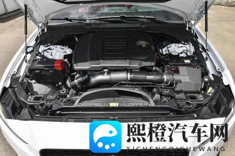 庖丁解牛谈捷豹 XEL：2025 与 2024 同动力车型性价比的横冲直撞式 PK-1