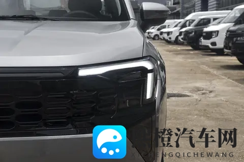 2025 款福特领睿车型配置与价格匹配度分析-1