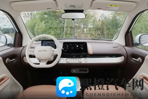 长安Lumin新款来袭，哪款性价比更高，一步到位就选高配-3