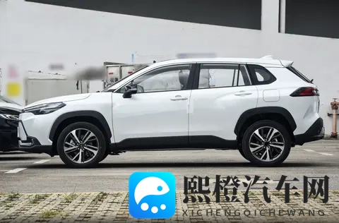 “新面具”,静态解读丰田锋兰达,单月销量稳定1W+-1