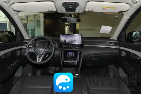 35万起售!QX50换屏不换动力,比林肯贵5万没人买?-2