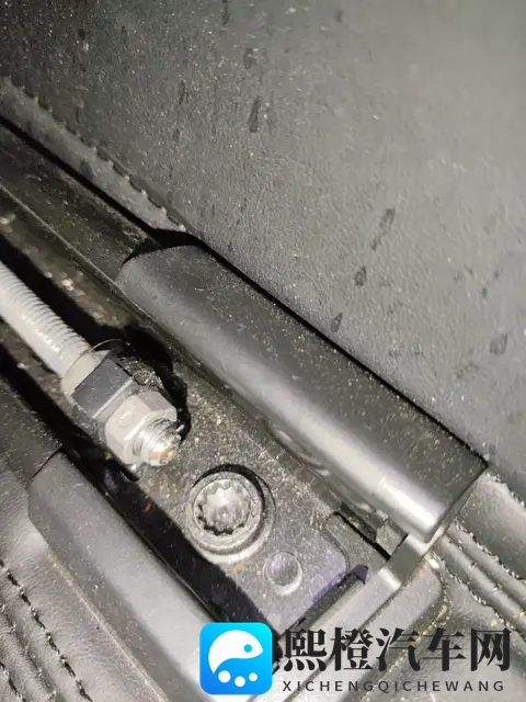 25万不到,体验奥迪quattro四驱的魅力——二手奥迪A6L-3