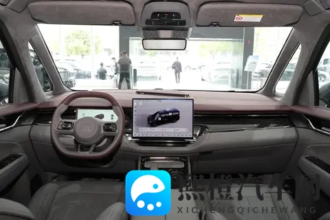 极氪009十一月购车福利,优惠力度大,家用、商用都合适-2