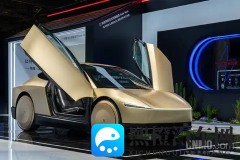 特斯拉Cybercab亮相上海进博会 为亚太地区首次展出!-2