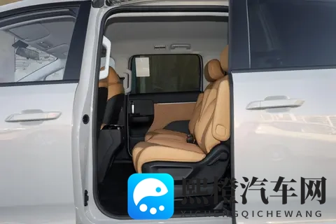 预售768万起 五菱星光730将于11月正式上市-1