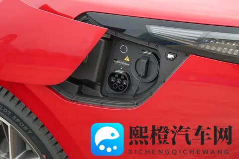 从动力到续航都惊喜!2025 款星纪元 ES 试驾,附 11 月专属购车福利-3