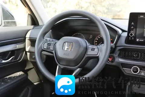 操软件:汽车智能升级,未来驾驶新篇章来袭-1