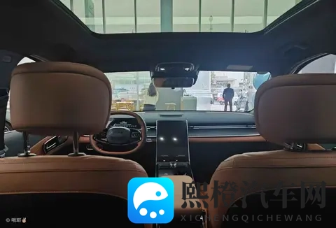 您更青睐第五代瑞虎8的哪一款车型?-1