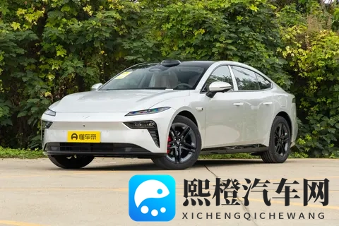 15万级智美轿跑新选择 东风奕派eπ007+深度解析-3