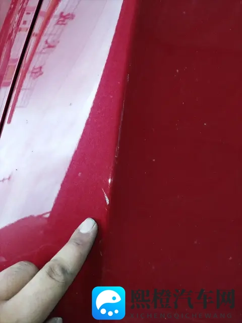 一手准新奔驰A级，红色时尚座驾，15万轻松拥有！-3