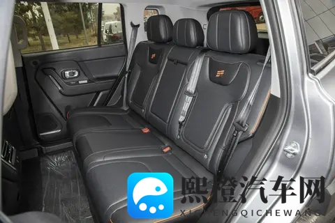 15万级硬派SUV,四驱+大空间,油耗仅63L,它颠覆你的认知-2