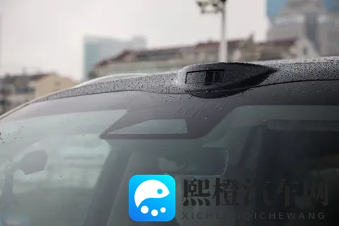 冰箱彩电全配齐 奇瑞风云T11是全家出行的答案吗-3