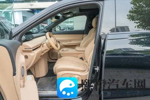 18 万级的预算,能拿下豪华 SUV?星纪元 ET 真没开玩笑!-2