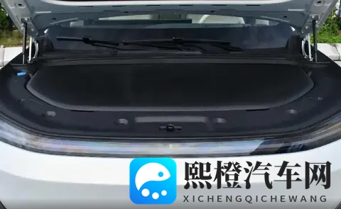 深蓝S09对比领克900：30万预算买哪款更值得？-3