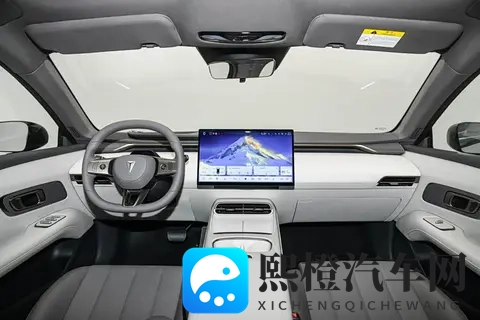 深蓝L06入门版实车曝光!配端到端辅助驾驶_预售1399万元-3