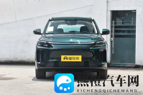 12万级插混SUV也能配全时四驱？蓝电E5 PLUS 2026款Ultra真有这么香-1