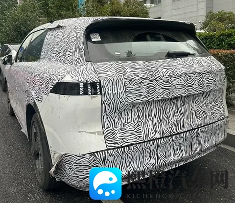 纯电动大六座，会用华为技术吗？疑似日产N8谍照曝光-3