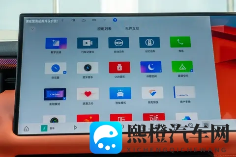 新能源大六座插混SUV对比，腾势N8L DM和领克900该如何选择？-1