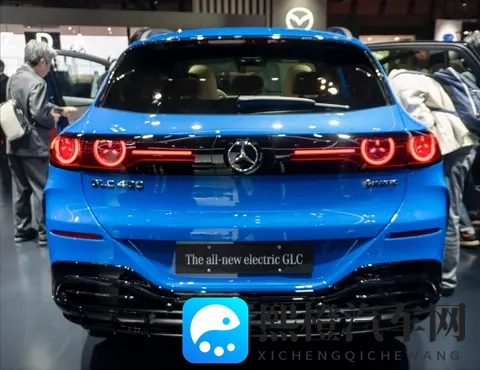 新款梅赛德斯奔驰GLC EQ在日本移动展亮相！-3
