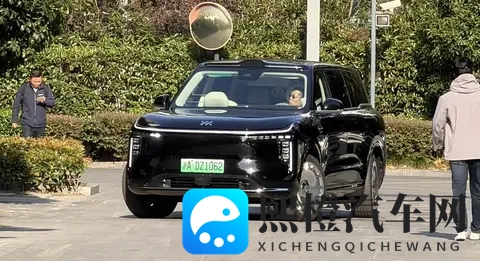 尺寸超理想L9，11月4日开启预售，智己LS9实车现身街头-3