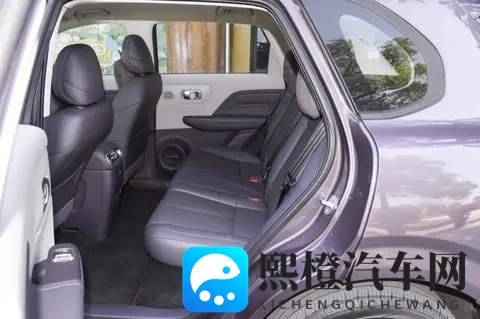 10万块想买纯电SUV?这3款车你绕不开!现在买是不是好时候?-1
