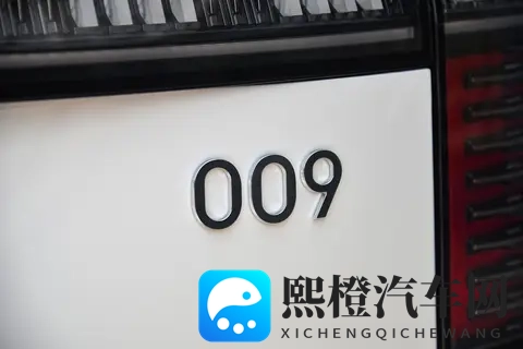 豪华MPV选购指南：极氪009能否满足你的全部需求？-2