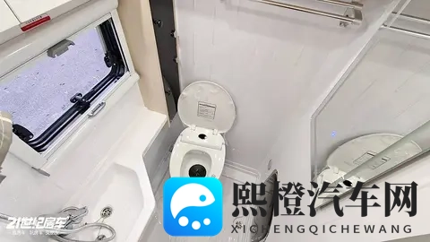 60万预算,别乱花!先看看由进口依维柯底盘打造的新星C600MAX房车-1