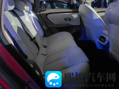 打破中大型轿车价格体系，长安启源A06售1099万起-1