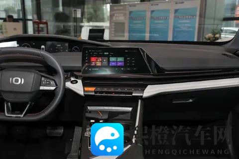 1099万起!长安启源A06上市,90%得房率+800V快充重塑家轿标准-2