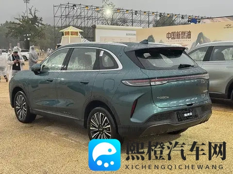 两种外观一种动力，全新奇瑞瑞虎8开启预售1059万元起-3