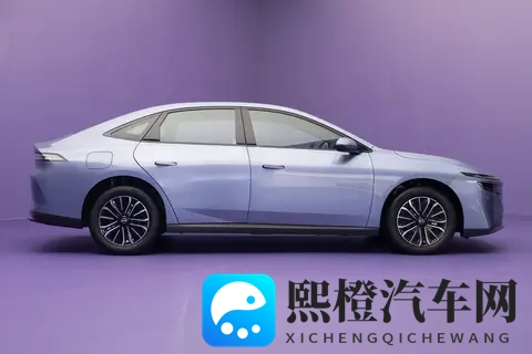 东风日产N6开启预售，权益价1069万起，对标秦L DM-i-3